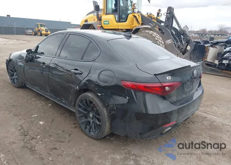 2017 Alfa Romeo Giulia Ti Rwd z USA, uszkodzony, nr VIN ZARFAECN9H7544257